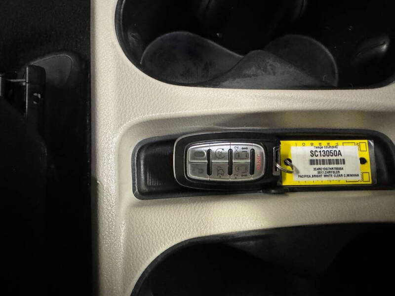 2017 Chrysler Pacifica Touring