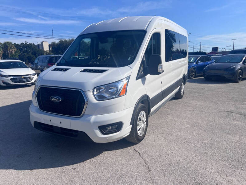 2022 Ford Transit Passenger Van XLT's photo