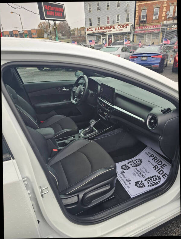 2023 Kia Forte GT-Line