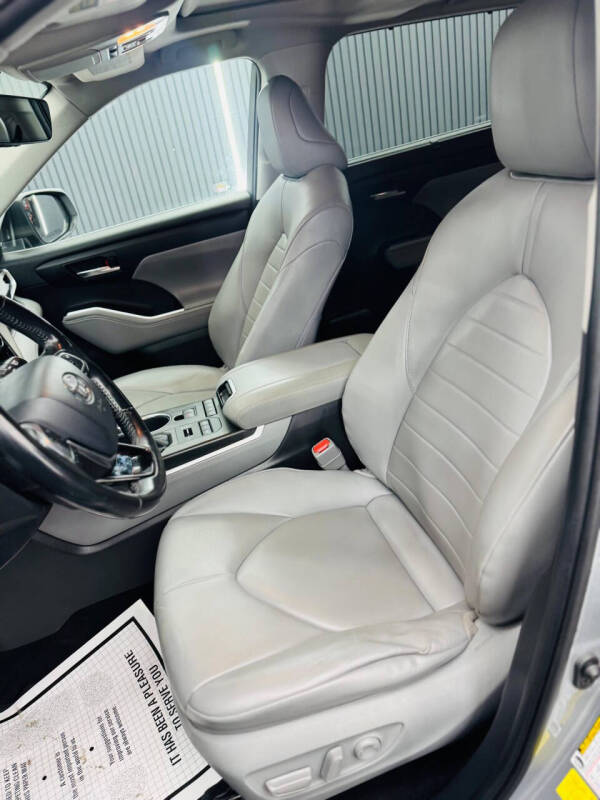 2020 Toyota Highlander XLE