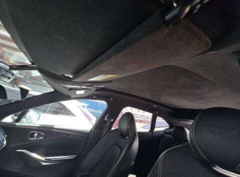 2021 Aston Martin DBX