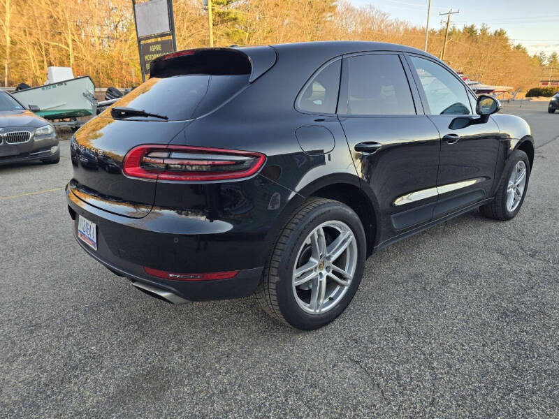 2017 Porsche Macan