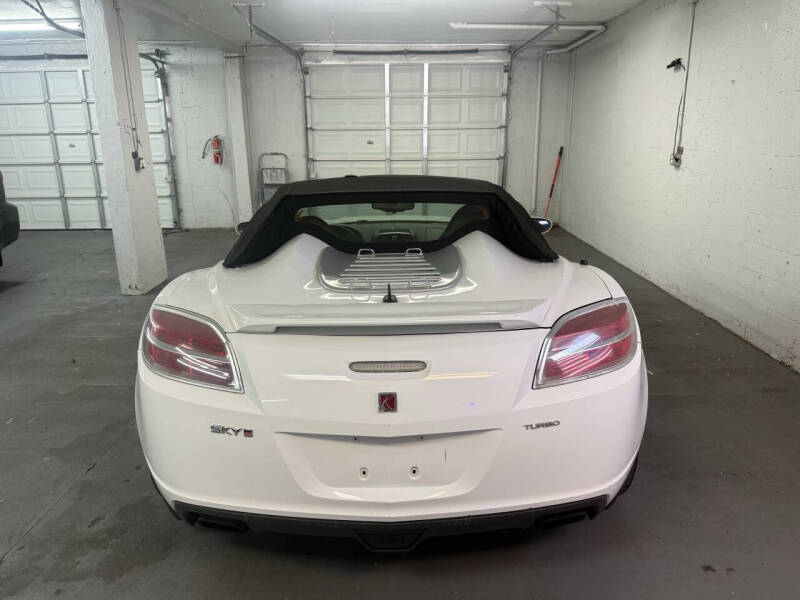 2008 Saturn SKY Red Line