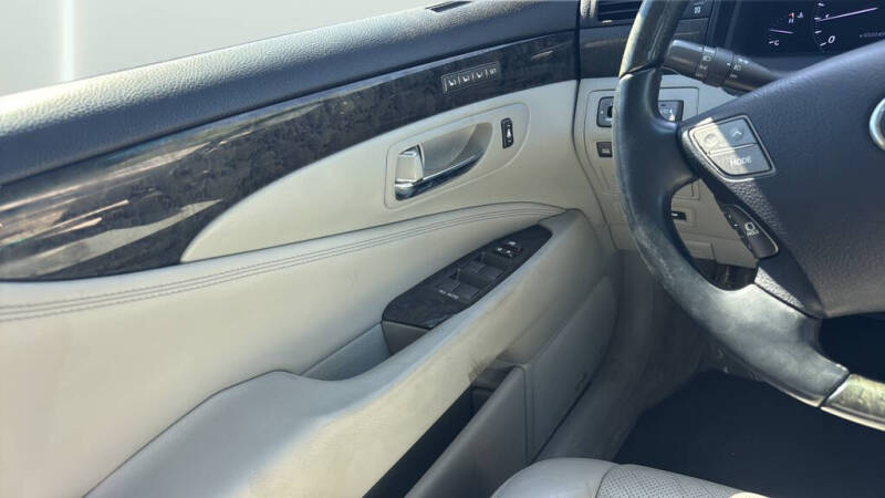 2012 Lexus LS 460