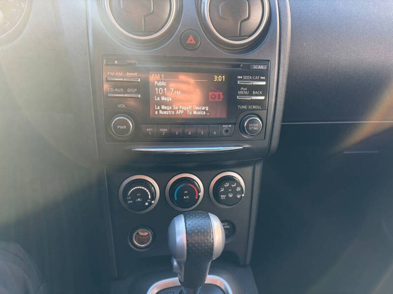 2013 Nissan Rogue SV