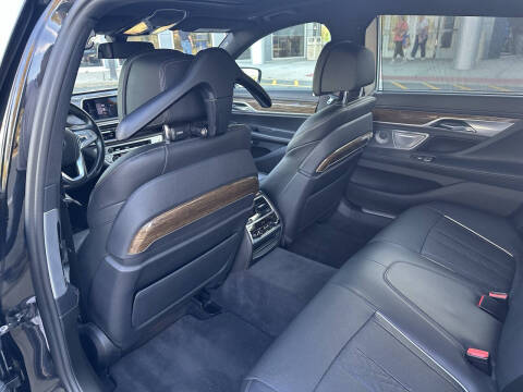 2017 BMW 7 Series 750i xDrive