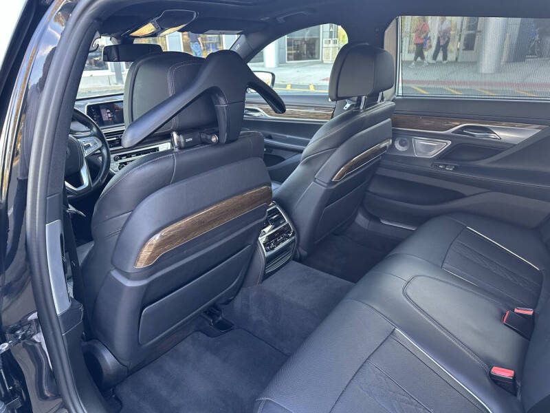 2017 BMW 7 Series 750i xDrive