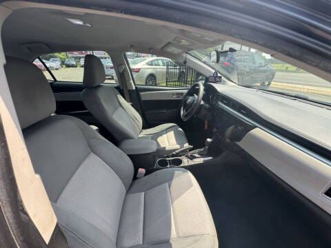 2015 Toyota Corolla LE