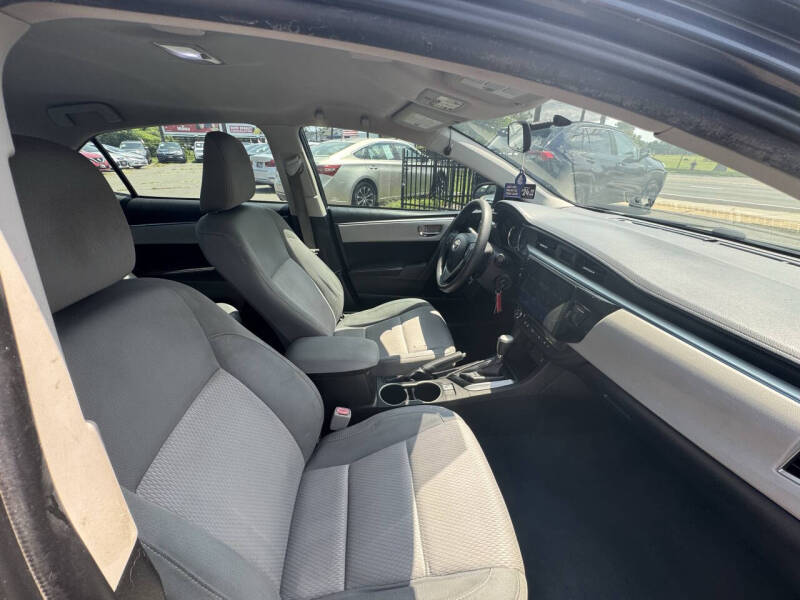 2015 Toyota Corolla LE