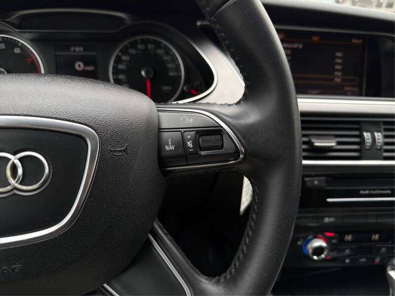 2015 Audi A4 2.0T quattro Premium