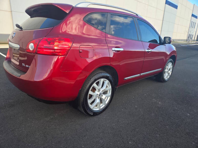 2013 Nissan Rogue SV w/SL Package