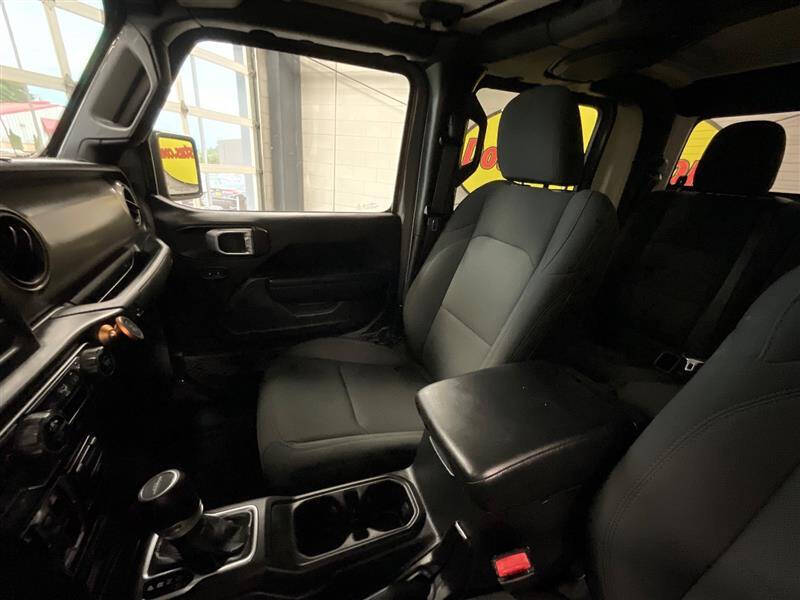 2021 Jeep Gladiator Willys