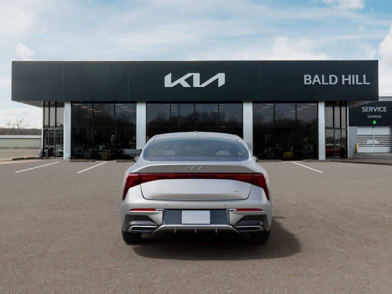 2026 Kia K5