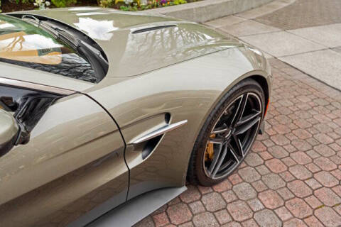 2025 Aston Martin Vantage
