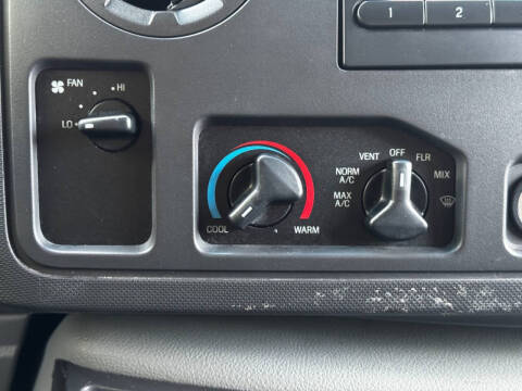 2010 Ford E-Series E-350 SD