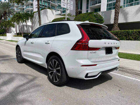 2023 Volvo XC60 B5 Plus Dark Theme