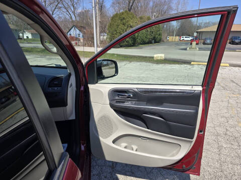 2014 Dodge Grand Caravan American Value Package