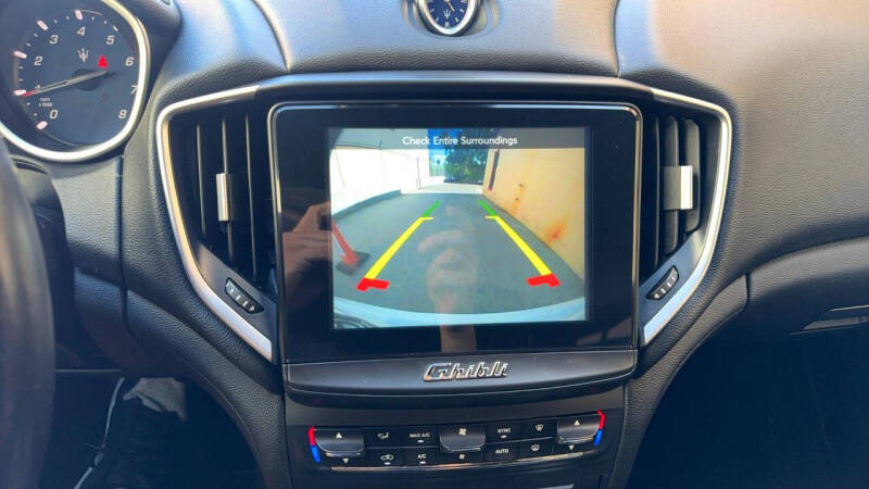 2017 Maserati Ghibli