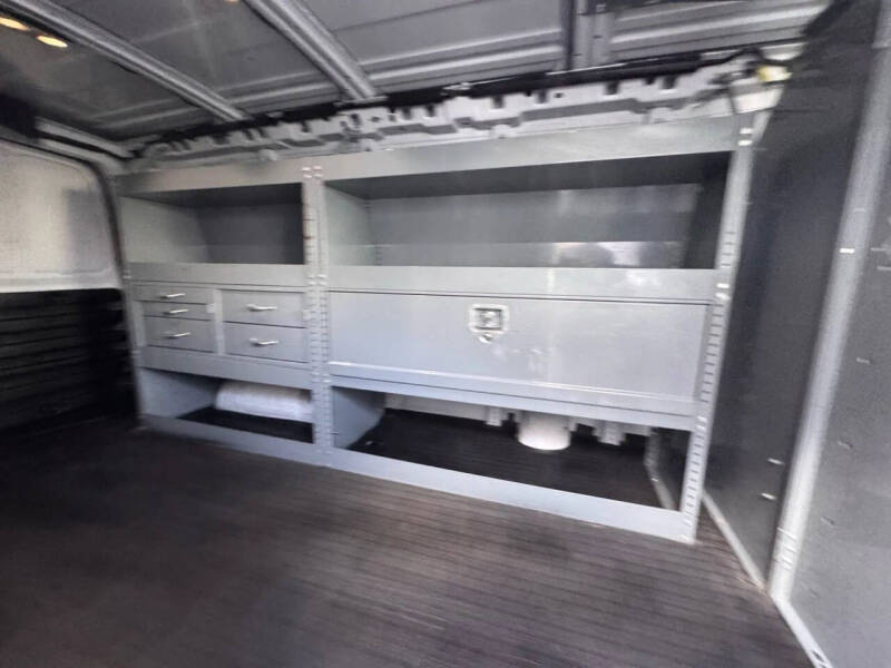 2021 Chevrolet Express 2500