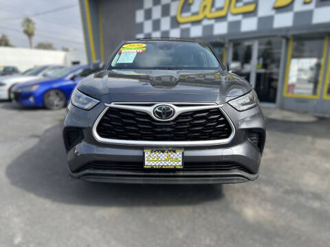 2020 Toyota Highlander L