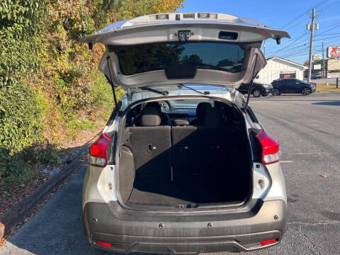 2020 Nissan Kicks SV