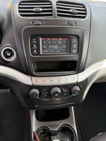 2018 Dodge Journey SE