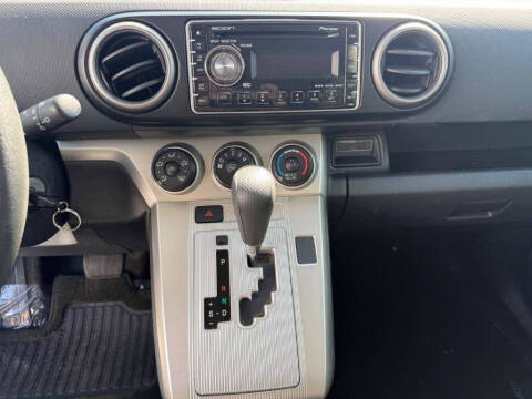 2009 Scion xB