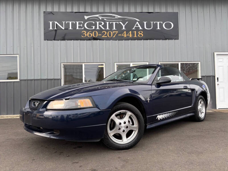 2003 Ford Mustang Deluxe