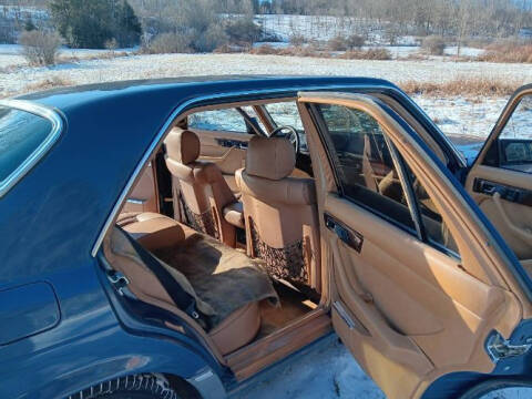 1983 Mercedes-Benz 300-Class