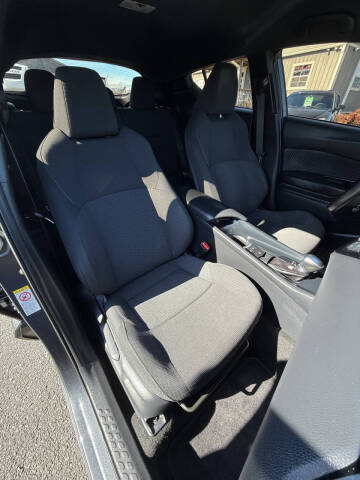 2018 Toyota C-HR XLE Premium