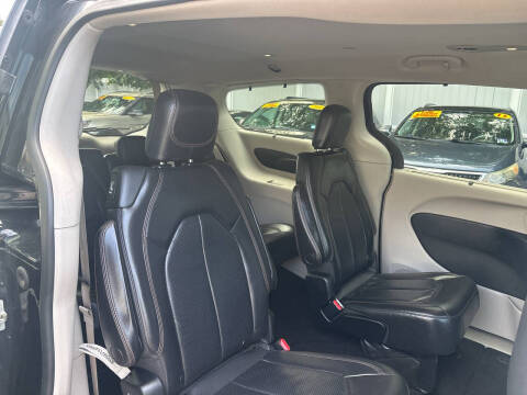 2018 Chrysler Pacifica Touring L