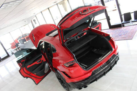 2023 Lamborghini Urus S