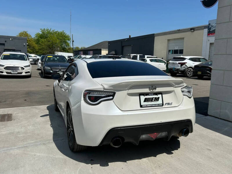 2014 Scion FR-S