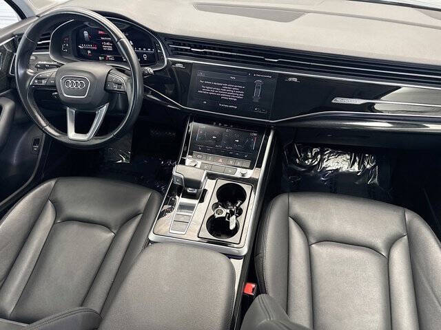 2022 Audi Q7 quattro Premium Plus 55 TFSI