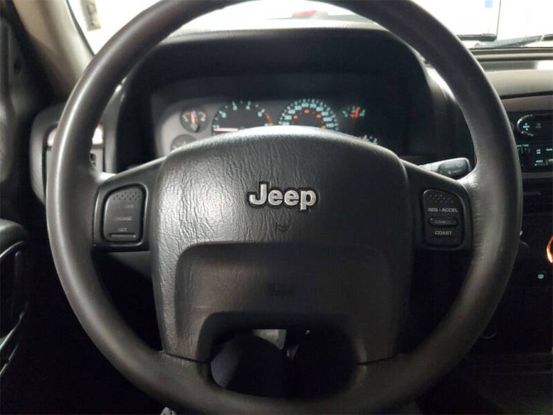 2002 Jeep Grand Cherokee Laredo