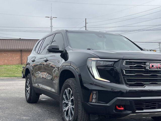 2024 GMC Acadia AT4