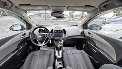 2013 Chevrolet Sonic LT Auto