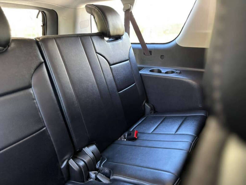 2017 GMC Yukon XL SLE