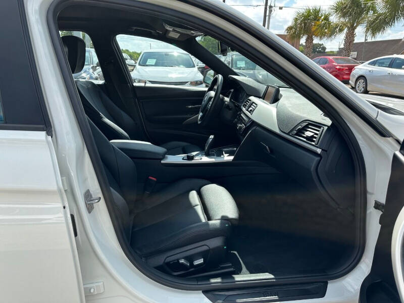 2018 BMW 3 Series 320i