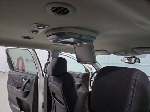 2013 GMC Acadia SLE-2