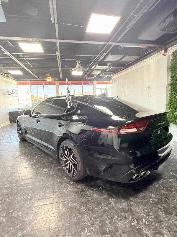 2022 Kia Stinger GT-Line