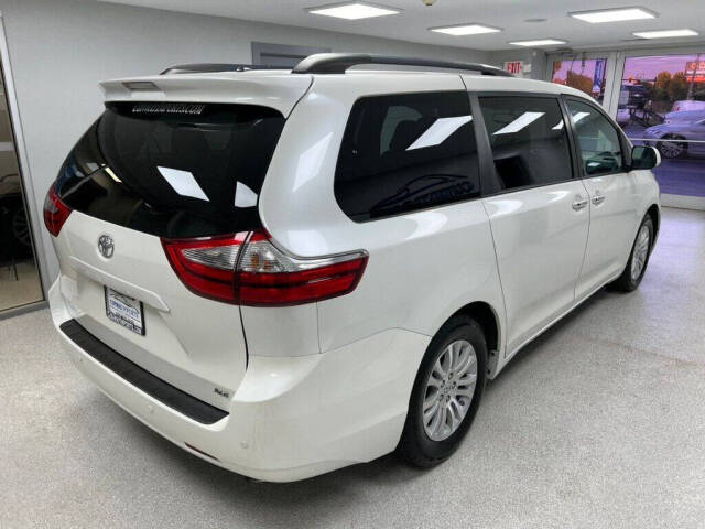 2017 Toyota Sienna for sale at Conway Imports in   Streamwood, IL