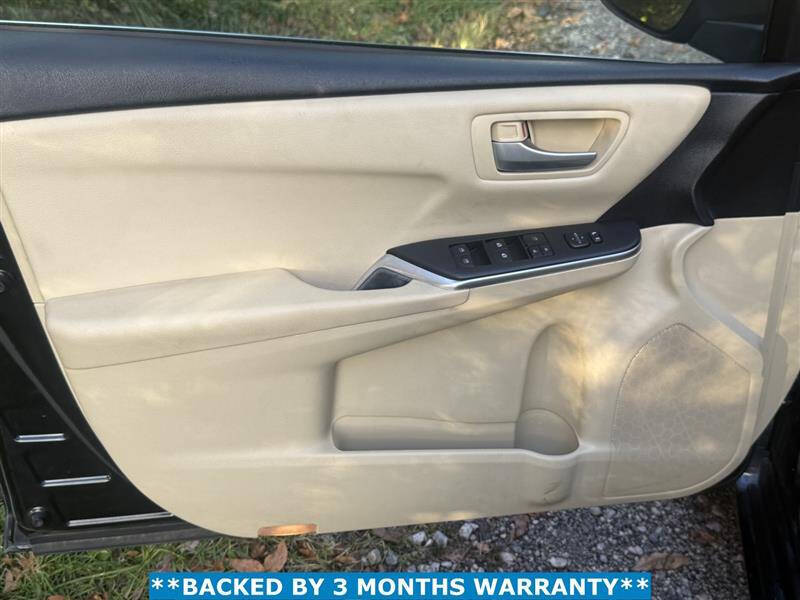 2017 Toyota Camry LE