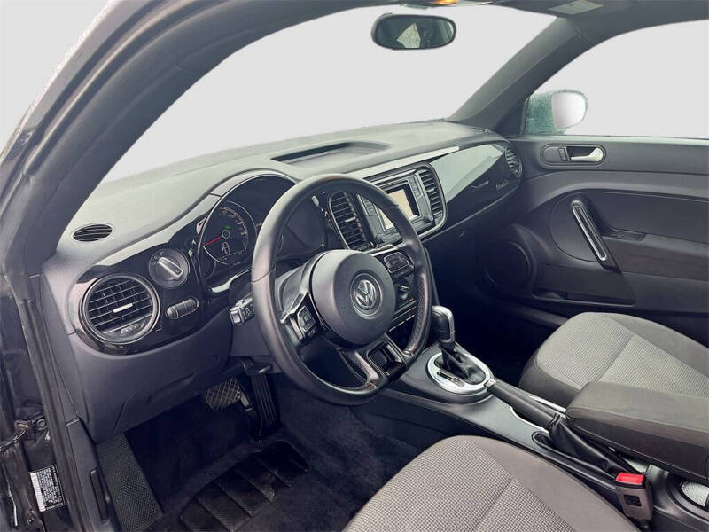 2019 Volkswagen Beetle 2.0T S