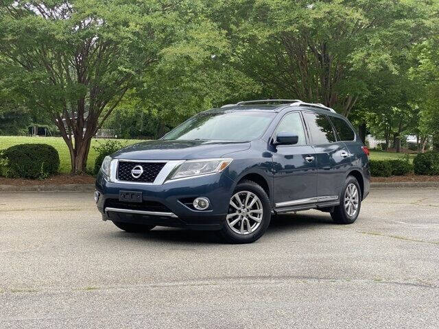 2015 Nissan Pathfinder for sale at Uniworld Auto Sales LLC. in Greensboro NC