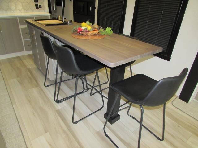 2025 Forest River 38 VERANDA