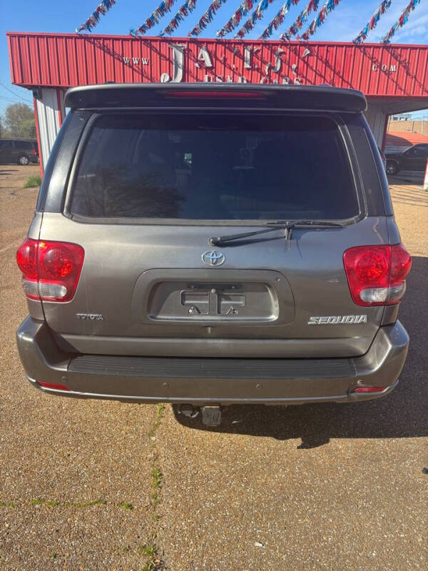 2006 Toyota Sequoia SR5