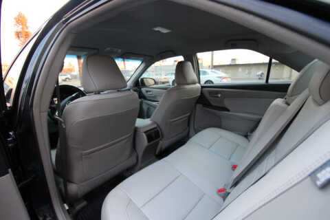 2016 Toyota Camry Hybrid