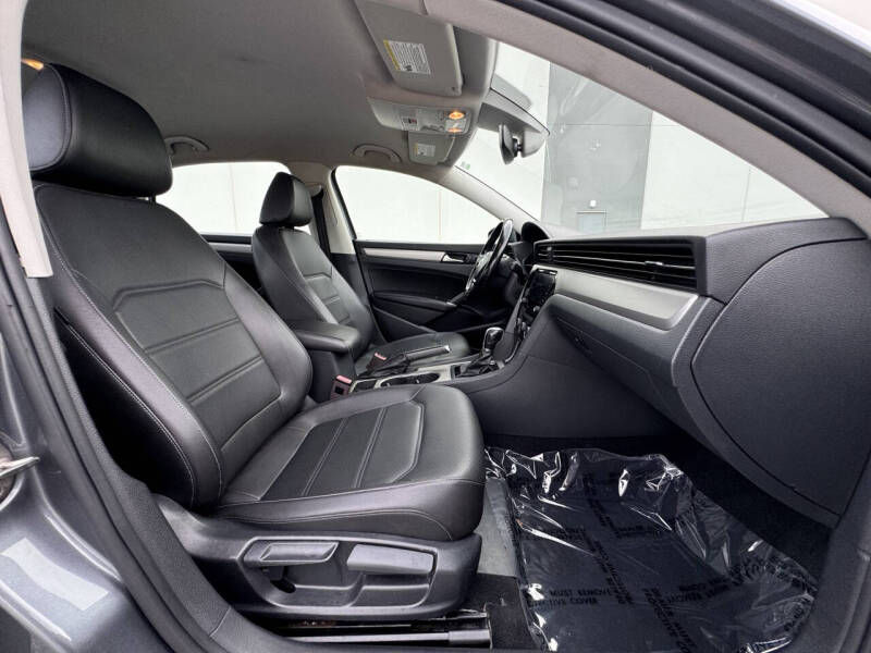 2020 Volkswagen Passat SE