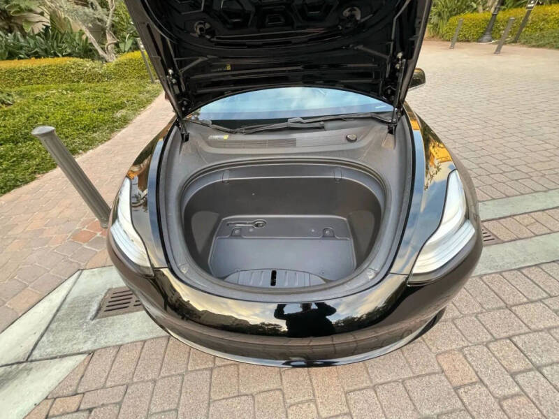 2020 Tesla Model 3 Standard Range Plus
